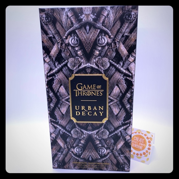 Game of Thrones x Urban Decay Eyeshadow Palette ⚔️ - Picture 2 of 5